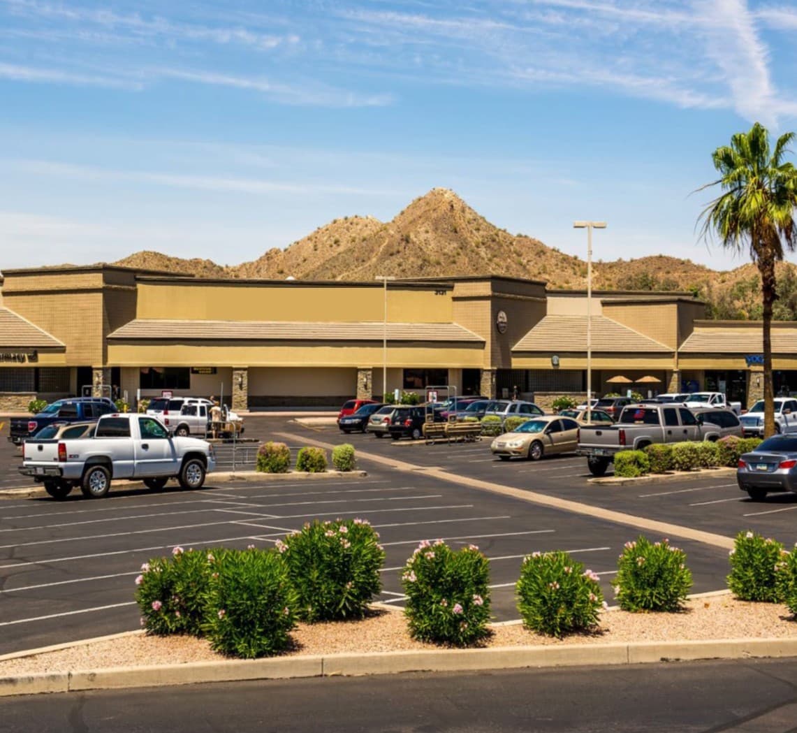Square Foot Retail Center in Phoenix, Arizona
