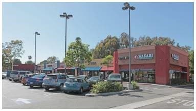 Shopping Center in Lakewood, California